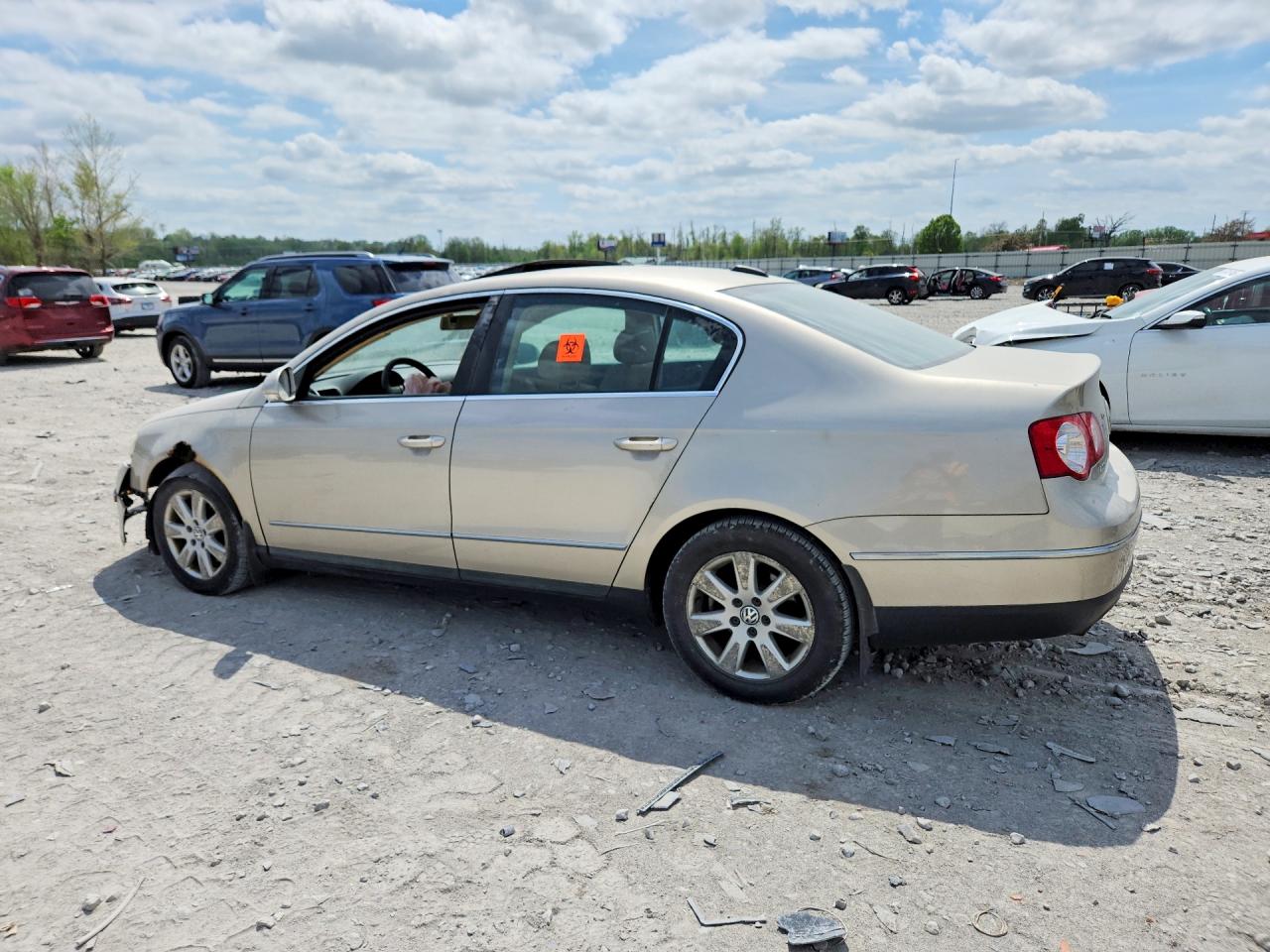 2006 Volkswagen Passat VIN WVWAK73CX6P088679 photo 2