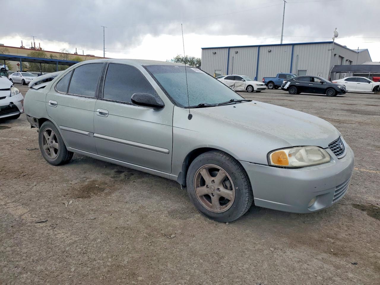 2002 Nissan Sentra VIN 3N1CB51A82L556285 photo 4