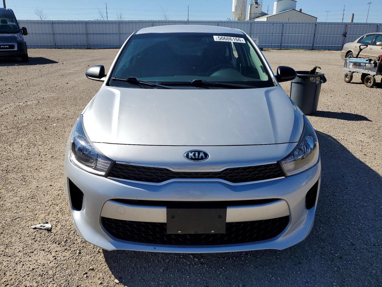 2018 Kia Rio VIN 3KPA24AB2JE058805 photo 5