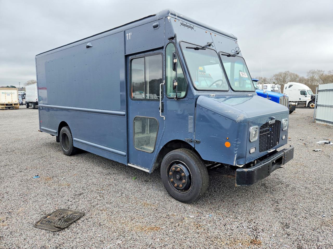 2021 FREIGHTLINER All other VIN 4UZAC2EA6MCML0821 photo 4