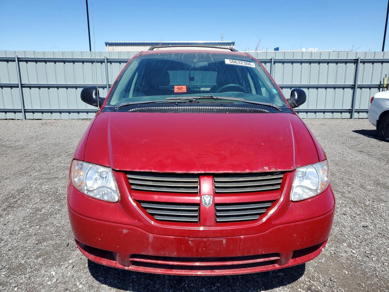 2005 Dodge Caravan VIN 1D4GP25R05B383109 photo 5