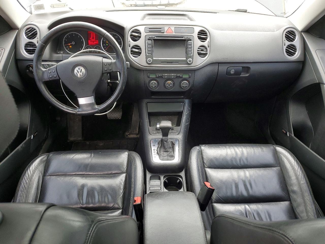 2009 Volkswagen Tiguan VIN WVGBV75N79W532438 photo 8