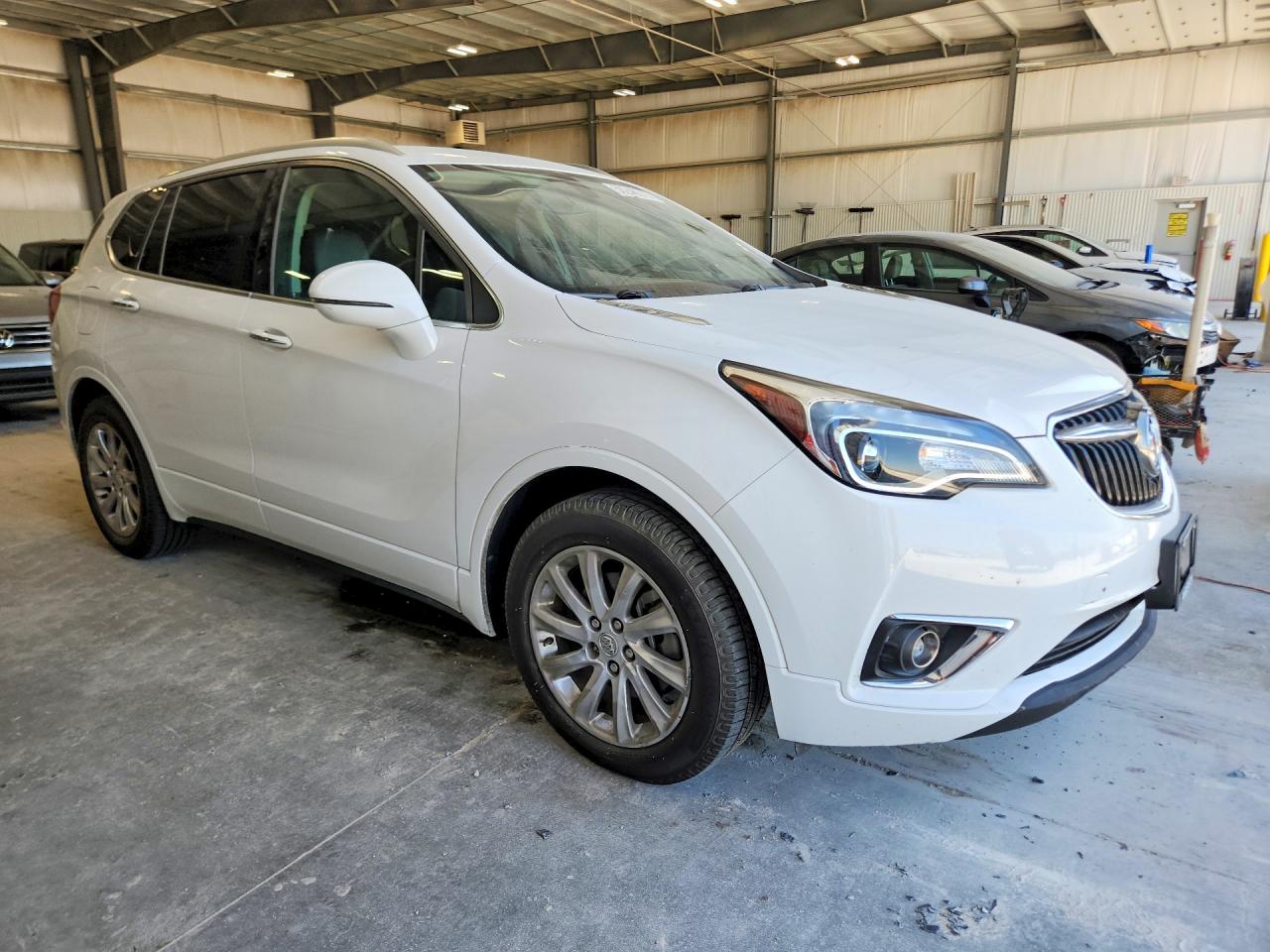 2019 Buick Envision VIN LRBFXCSA8KD004238 photo 4