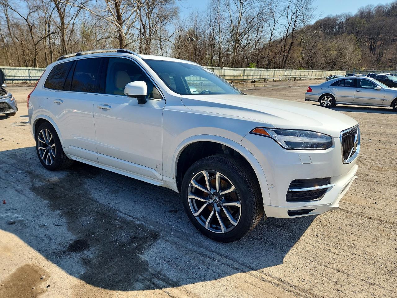 2017 VOLV Xc90 VIN YV4A22PK8H1170773 photo 4