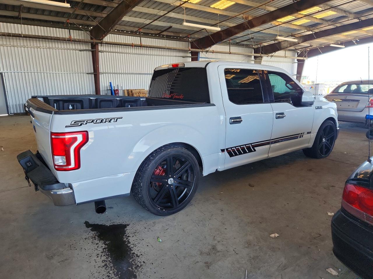 2015 Ford F150 VIN 1FTEW1CF4FFA40498 photo 3