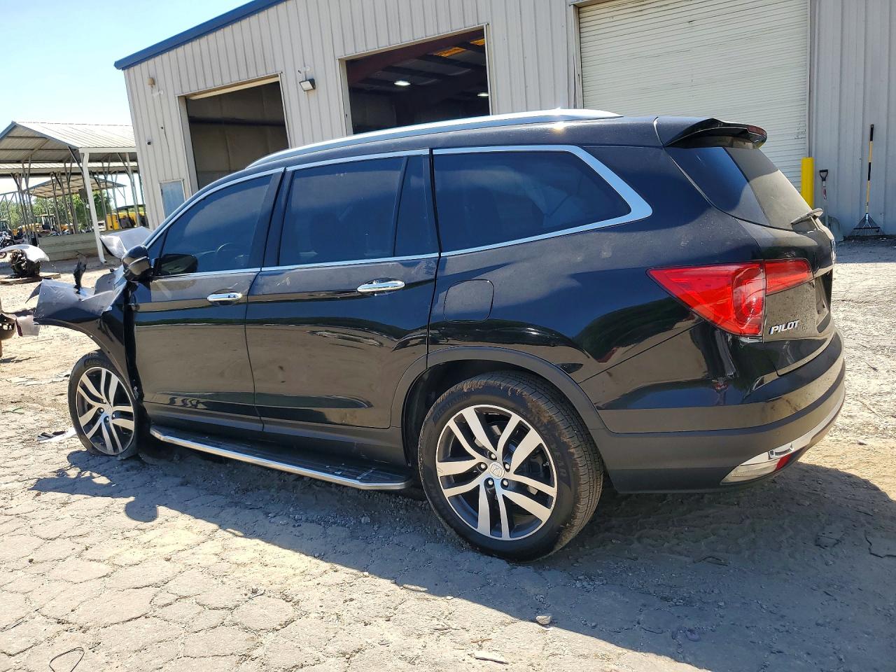 2018 Honda Pilot VIN 5FNYF6H90JB056658 photo 2