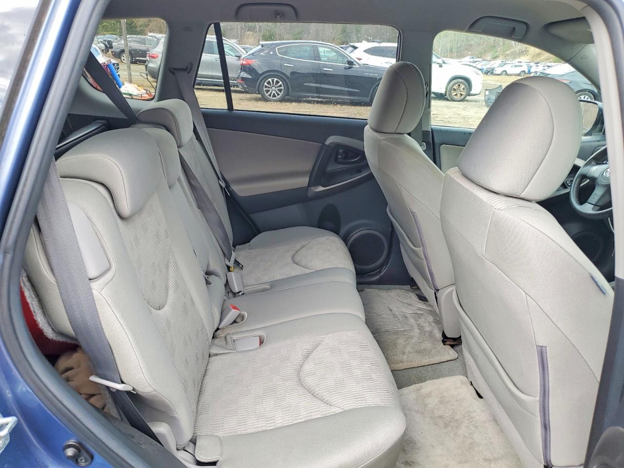 2011 Toyota Rav4 base VIN 2T3BF4DV5BW120363 photo 11