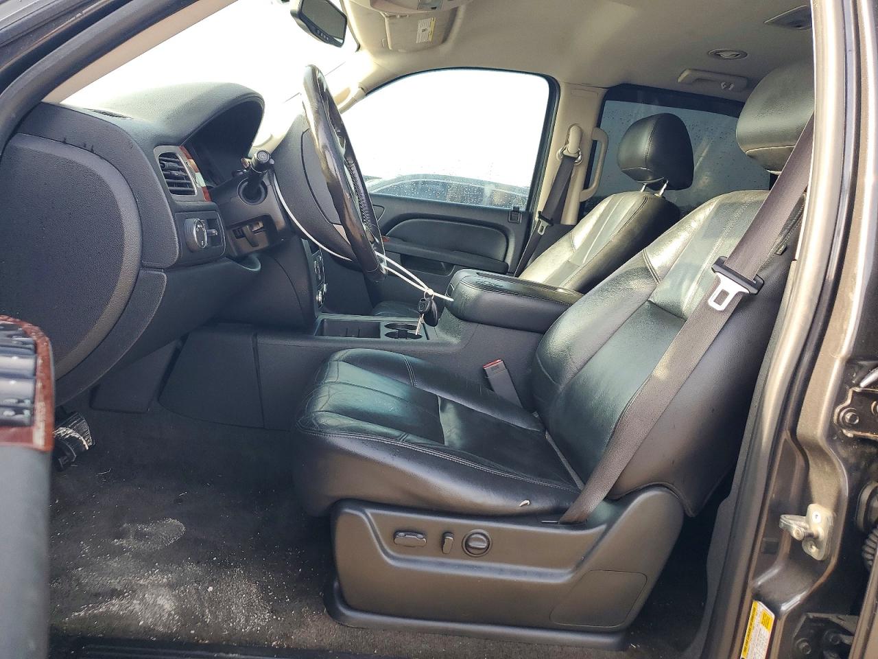 2010 GMC Yukon VIN 1GKMCCE31AR217720 photo 7