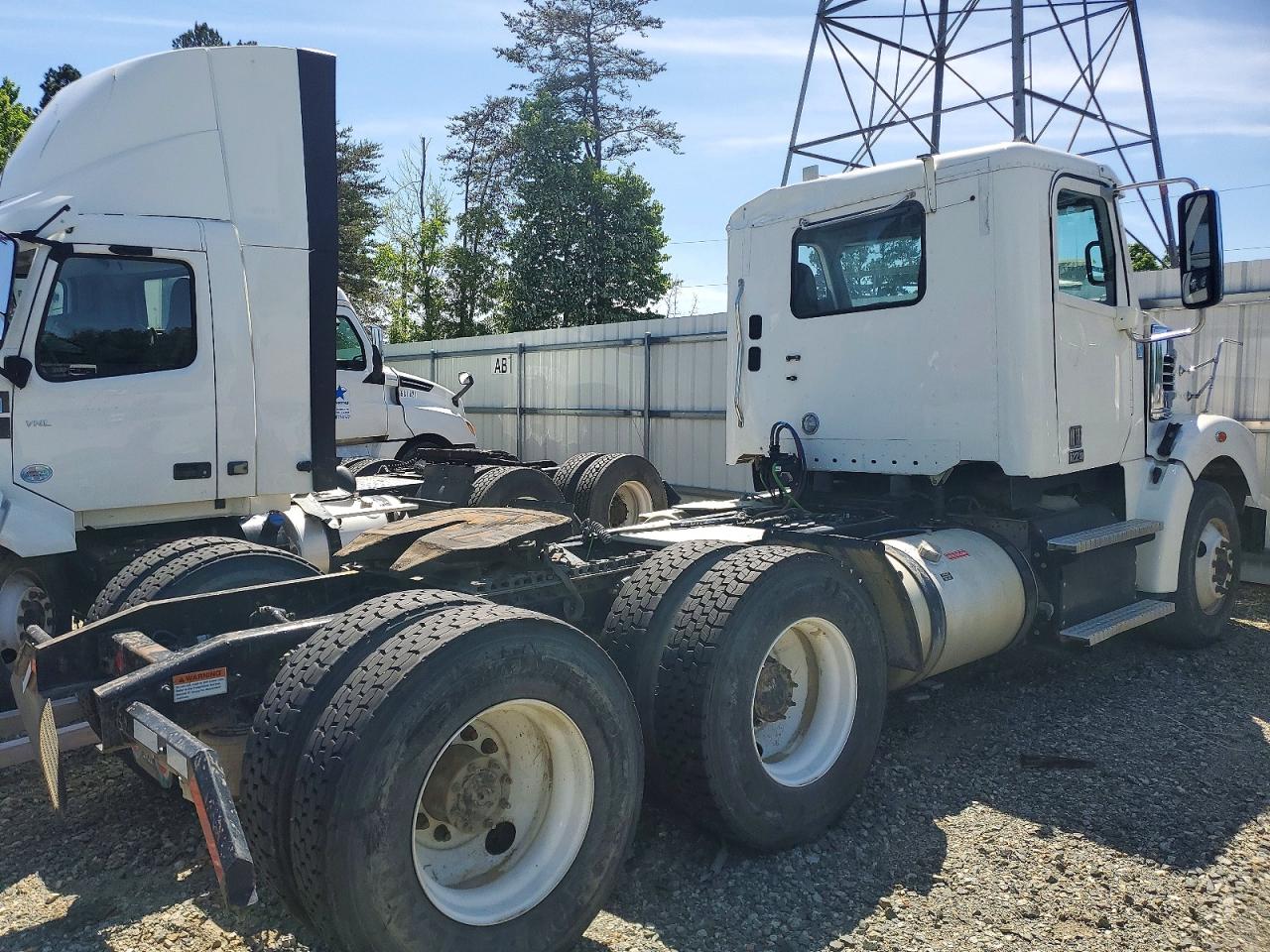 2022 FREIGHTLINER All models VIN 3AKJGNDR2NDNK8992 photo 4