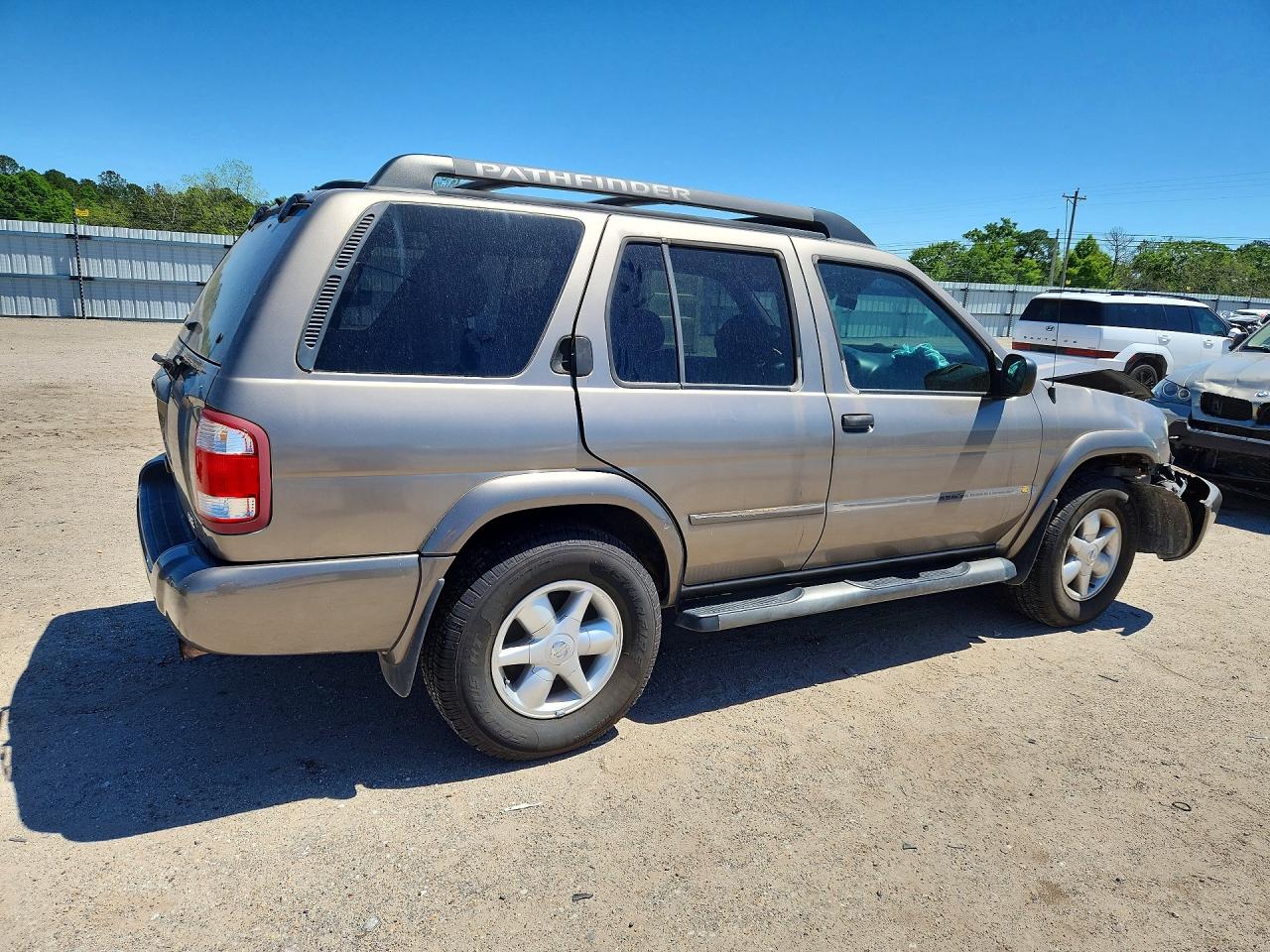 2002 Nissan Pathfinder VIN JN8DR09Y72W720142 photo 3