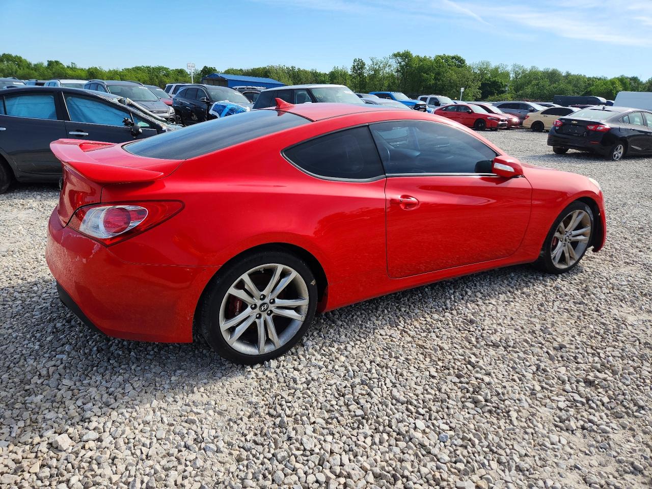 2010 Hyundai Genesis VIN KMHHU6KH9AU013137 photo 3