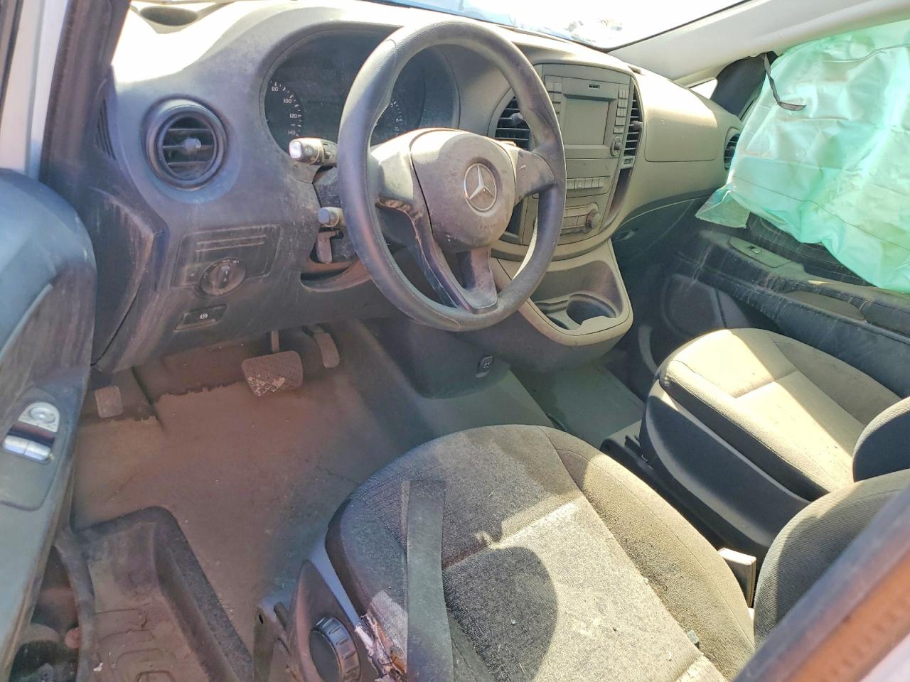 2018 Mercedes-Benz Metris VIN WD3PG2EA1J3433506 photo 8