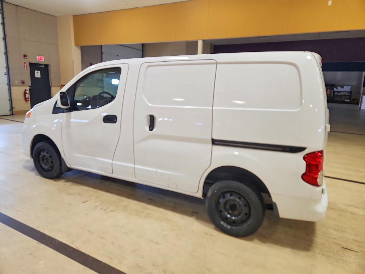 2019 Nissan Nv VIN 3N6CM0KN2KK704378 photo 2
