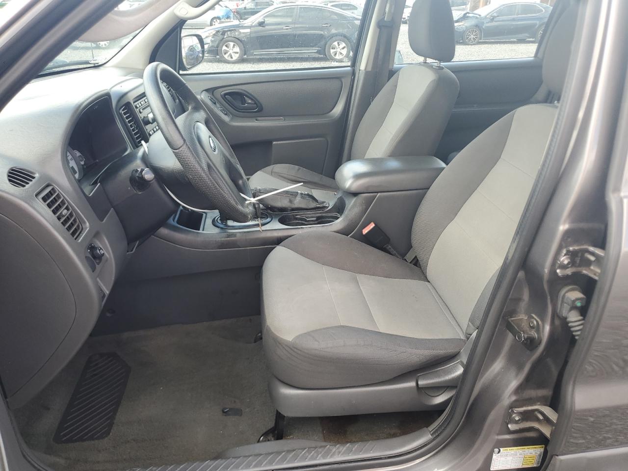 2006 Ford Escape VIN 1FMYU02Z96KC93425 photo 7
