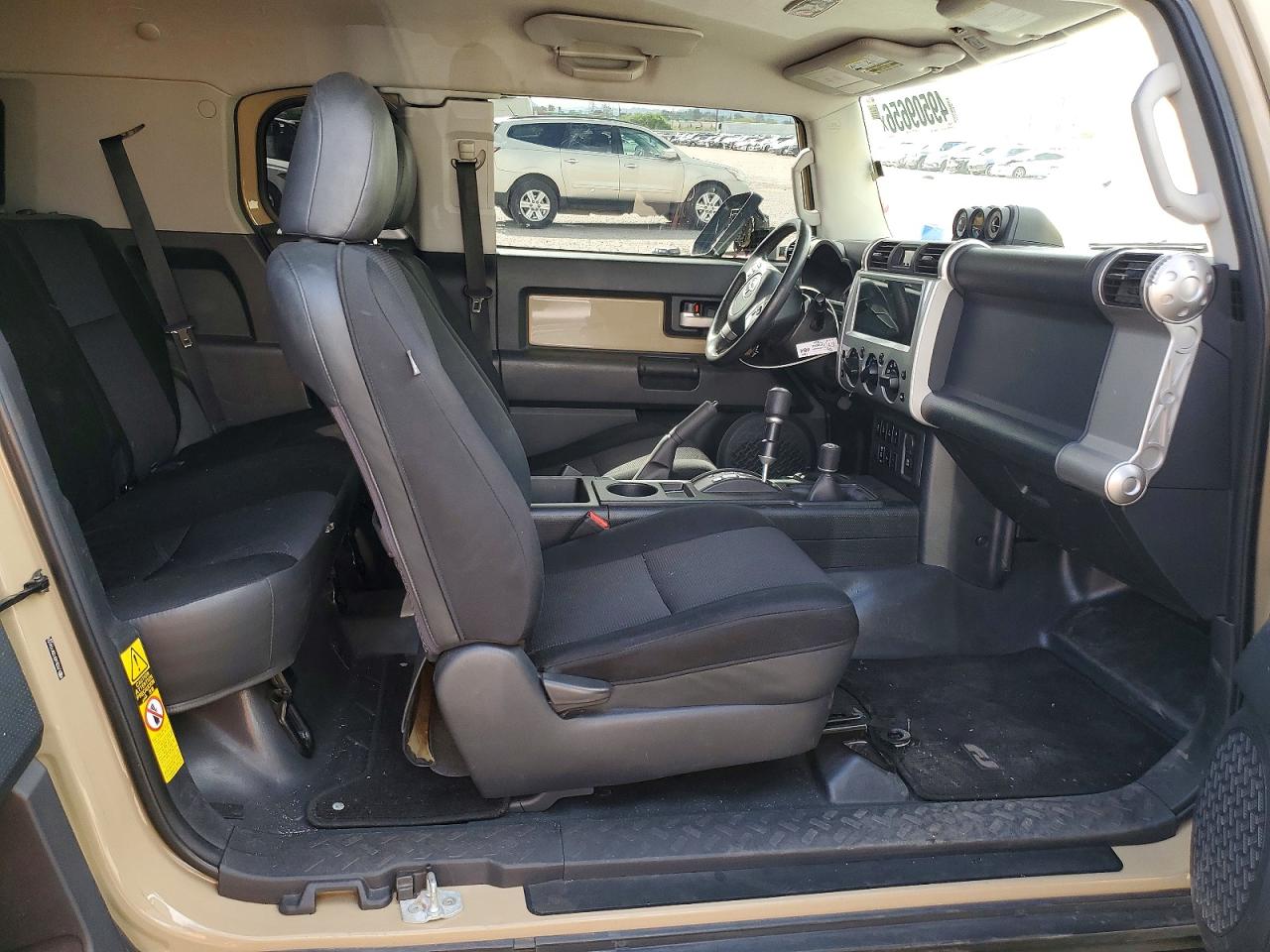 2011 Toyota Fj cruiser VIN JTEBU4BF0BK104156 photo 10