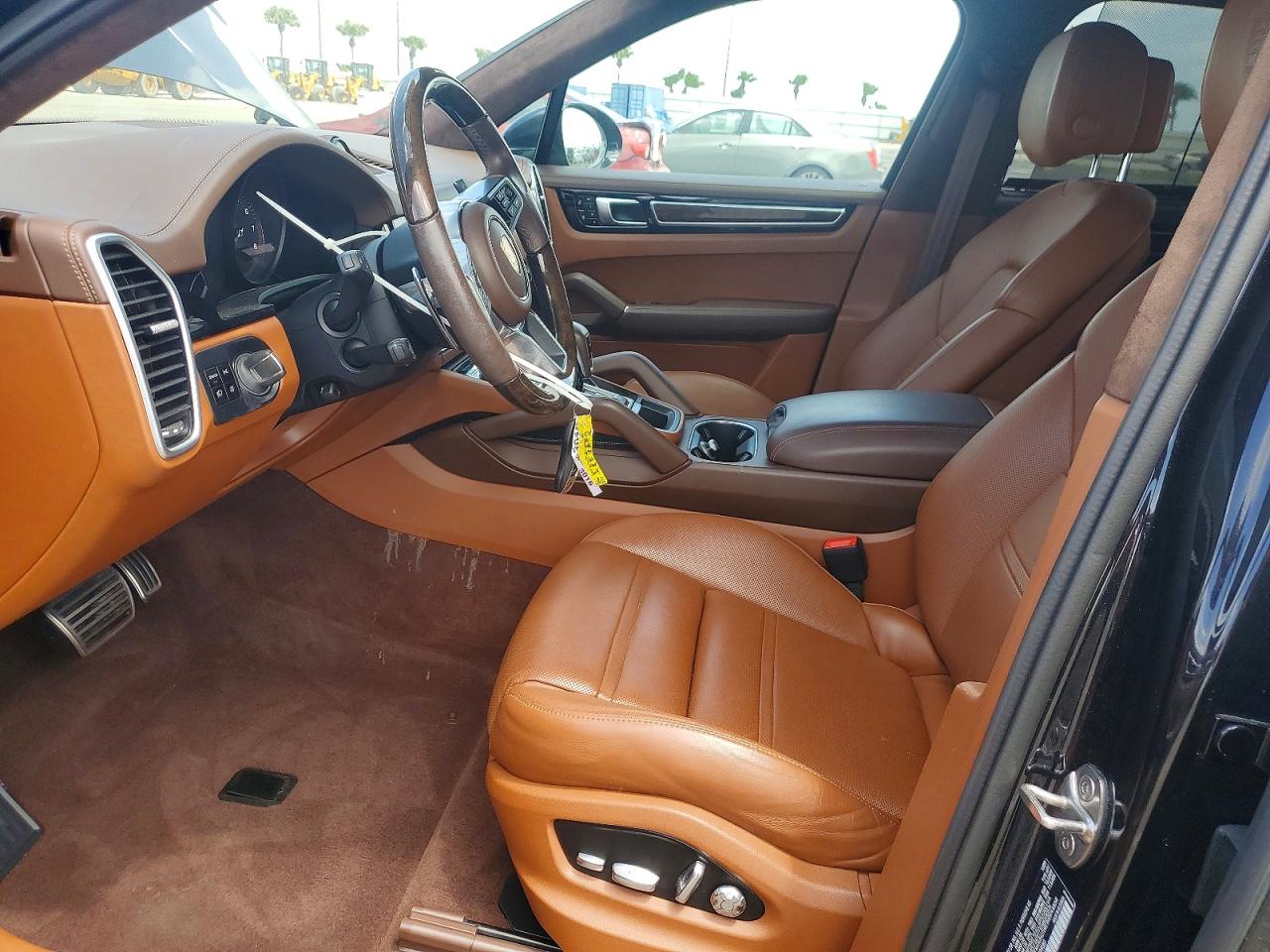 2021 Porsche Cayenne VIN WP1AG2AY3MDA33930 photo 7
