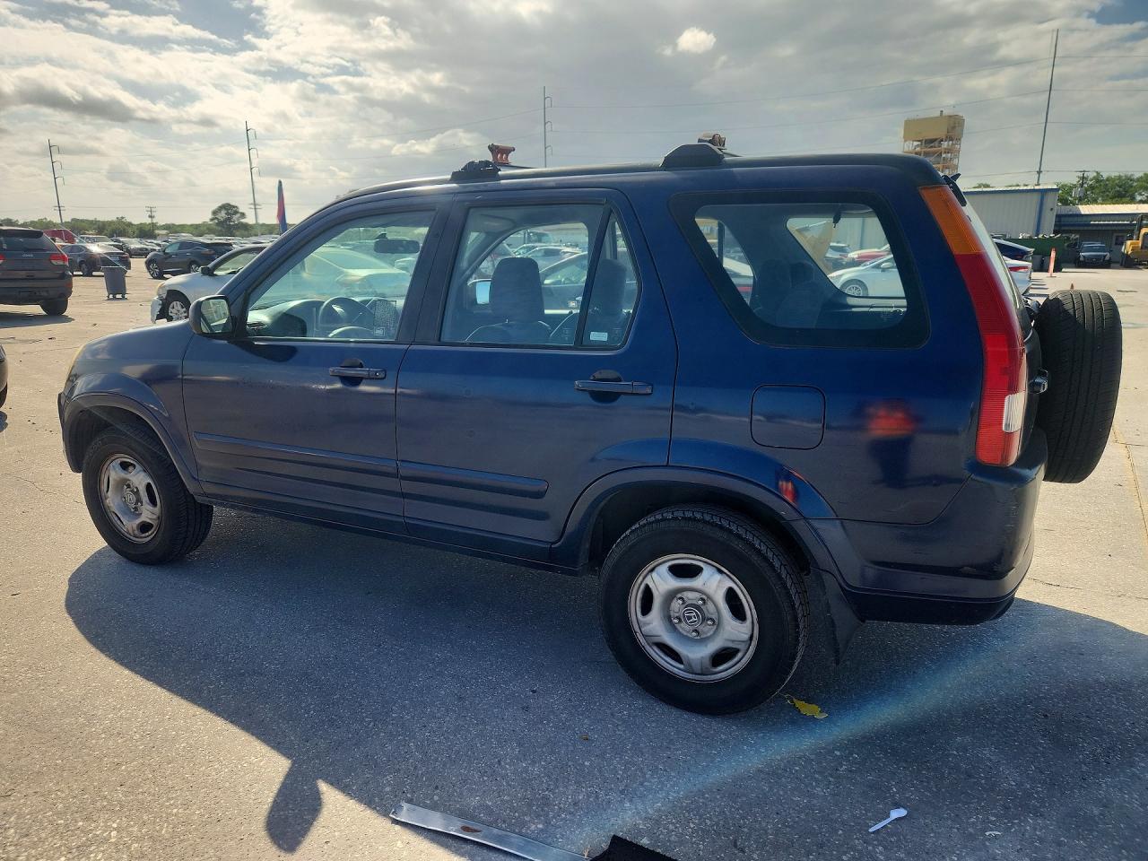 2003 HONDA Crv VIN JHLRD78463C026829 photo 2