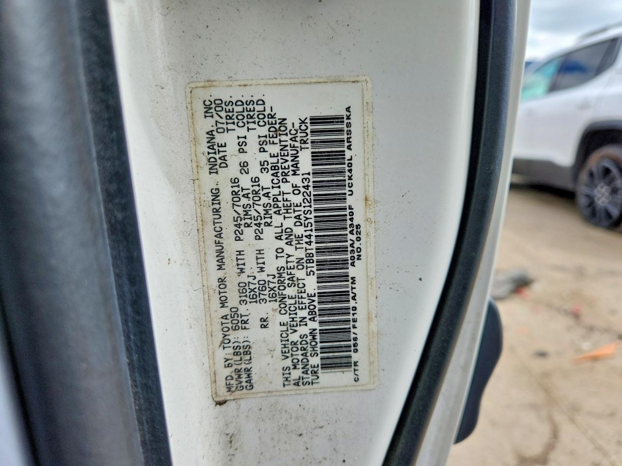 2000 Toyota Tundra VIN 5TBBT4415YS122431 photo 12
