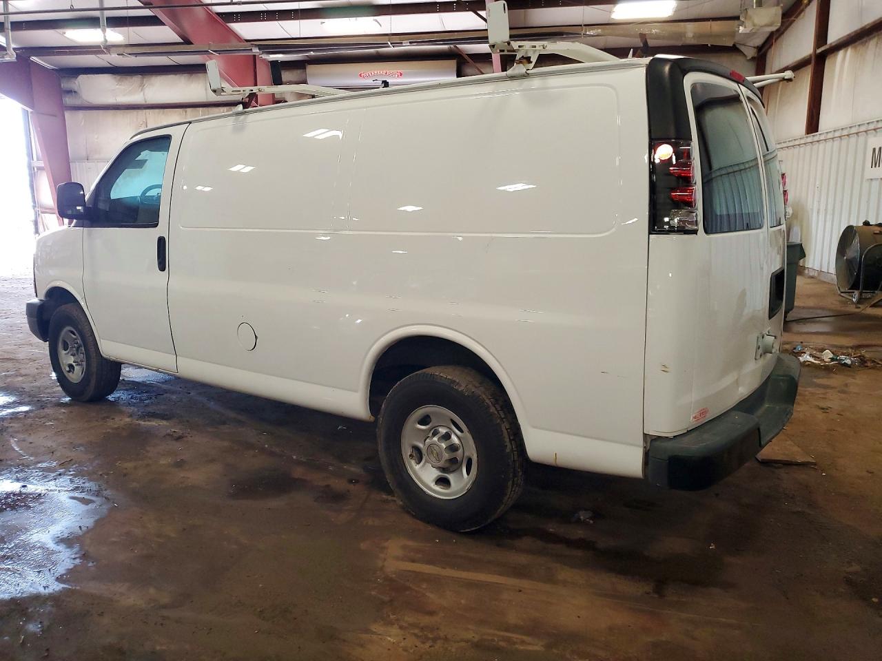 2014 CHEV Express VIN 1GCWGFCA9E1100337 photo 2