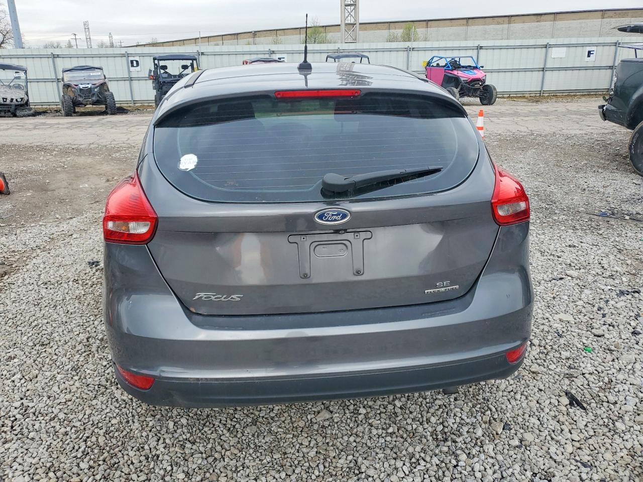 2015 Ford Focus VIN 1FADP3K21FL245383 photo 6