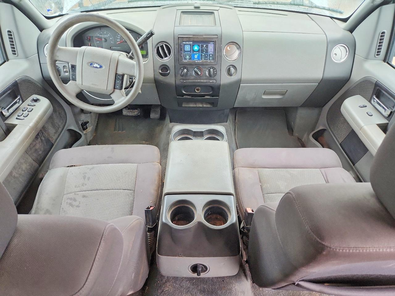 2004 Ford F150 VIN 1FTPW12584KC37728 photo 8