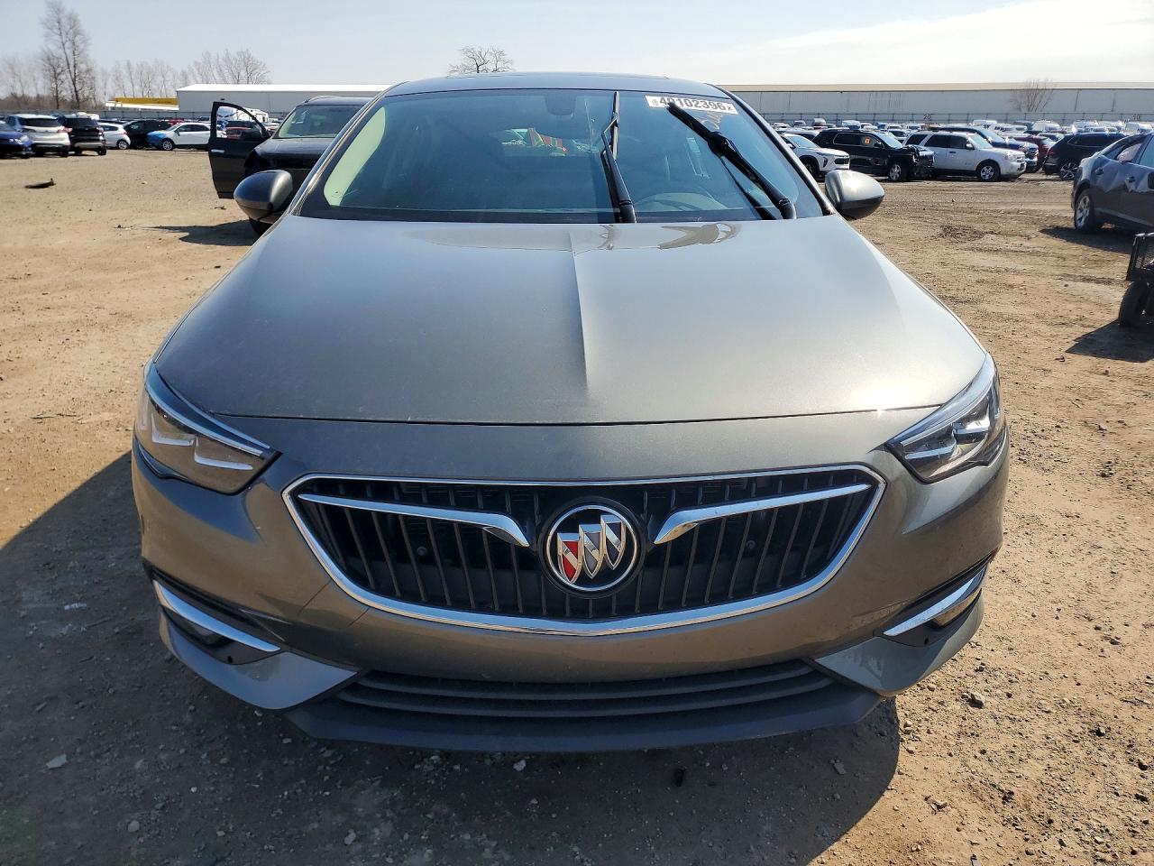 2018 Buick Regal VIN W04GP6SX0J1087573 photo 5