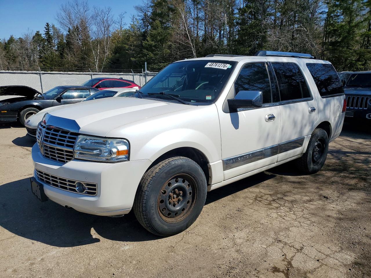 2010 LINCOLN Navigator VIN 5LMJJ2J56AEJ10376 photo 1