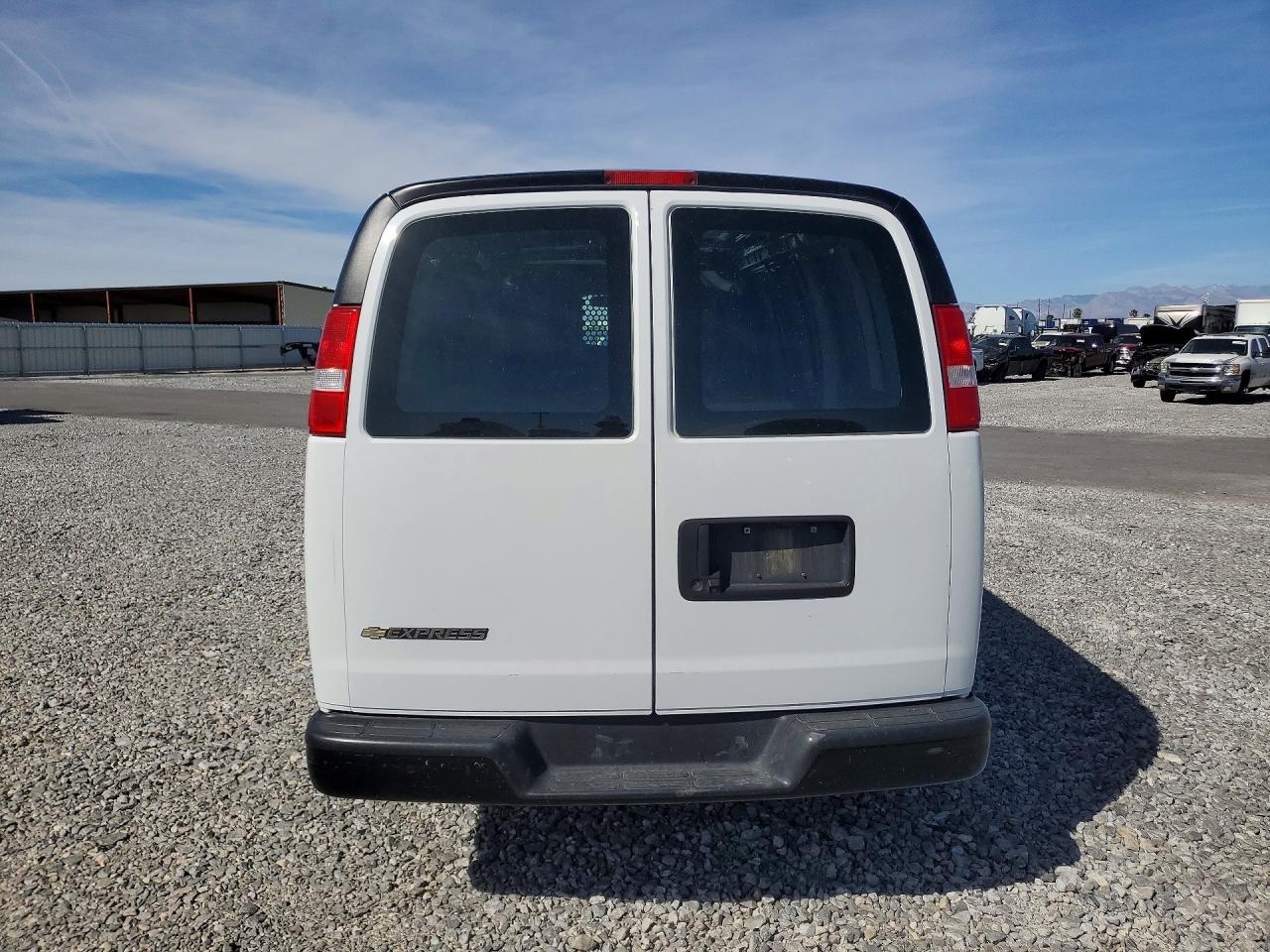2022 CHEVROLET Express VIN 1GCWGAFP9N1174411 photo 6