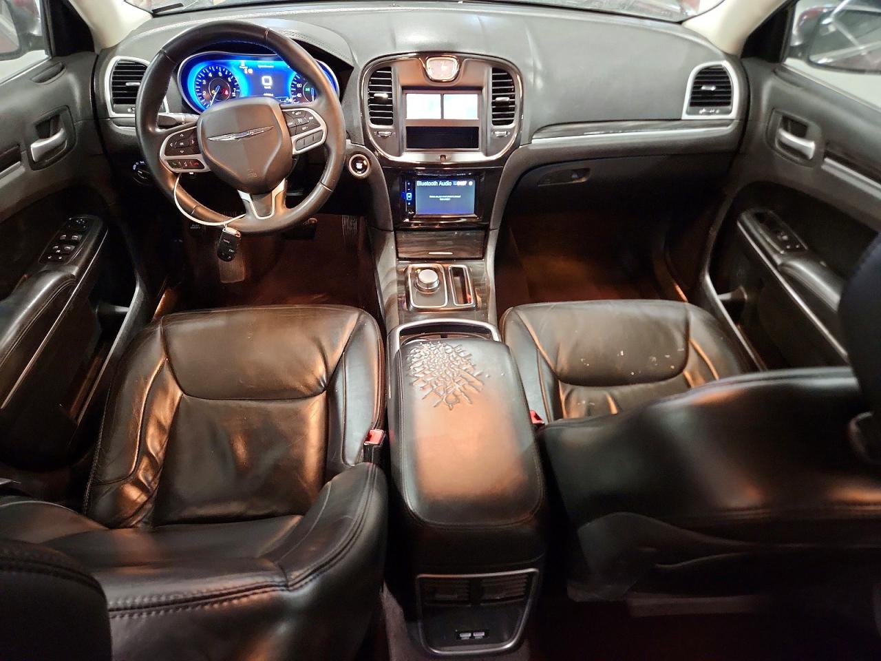 2017 Chrysler 300 VIN 2C3CCARG2HH534333 photo 8