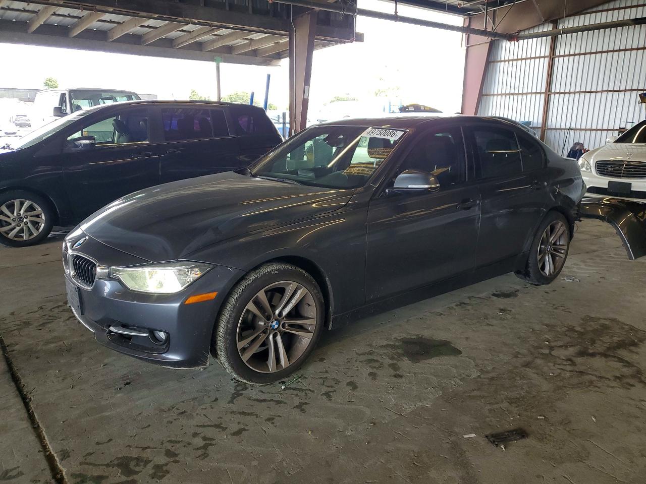 2013 BMW 3 series VIN WBA3B3C5XDF543436 photo 1