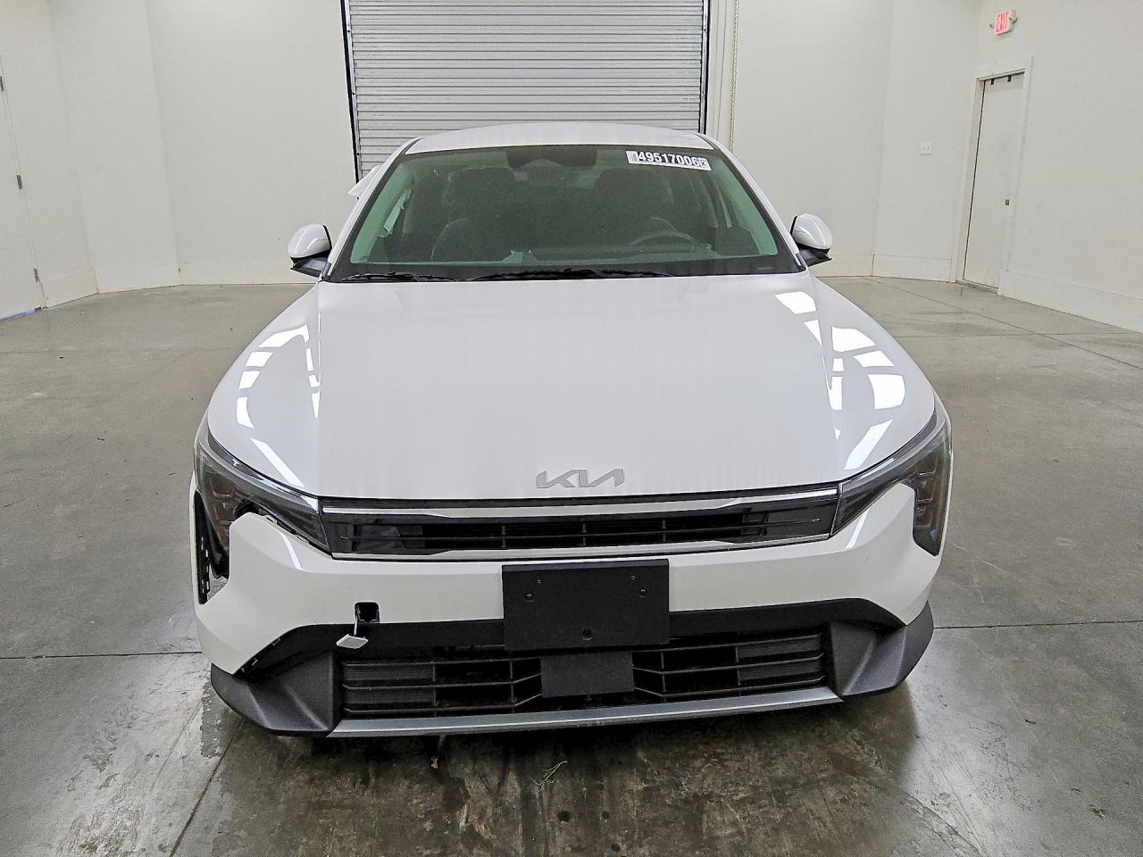 2025 Kia All other VIN 3KPFU4DE3SE242125 photo 5
