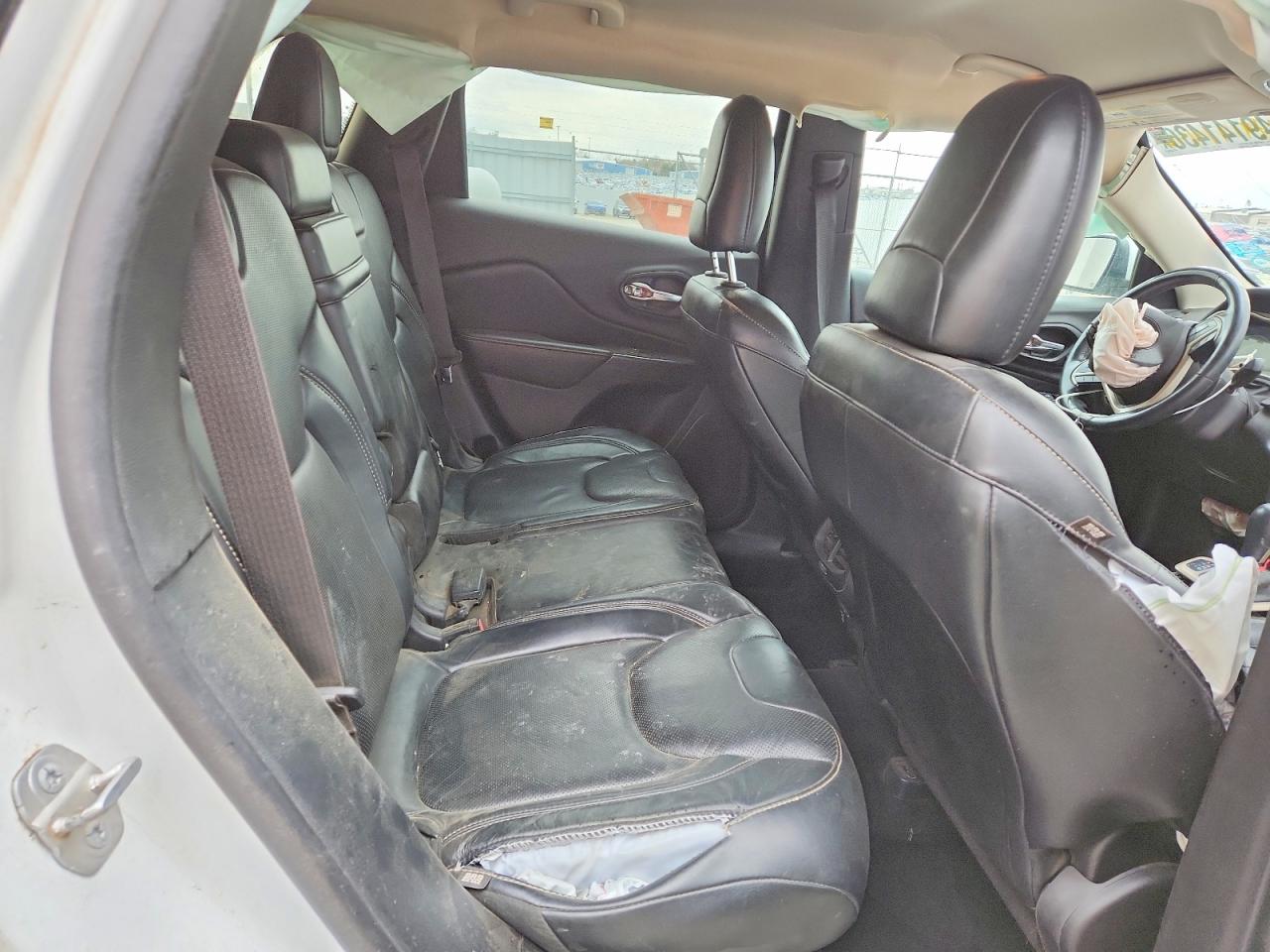 2014 Jeep Cherokee VIN 1C4PJMDS7EW184176 photo 11