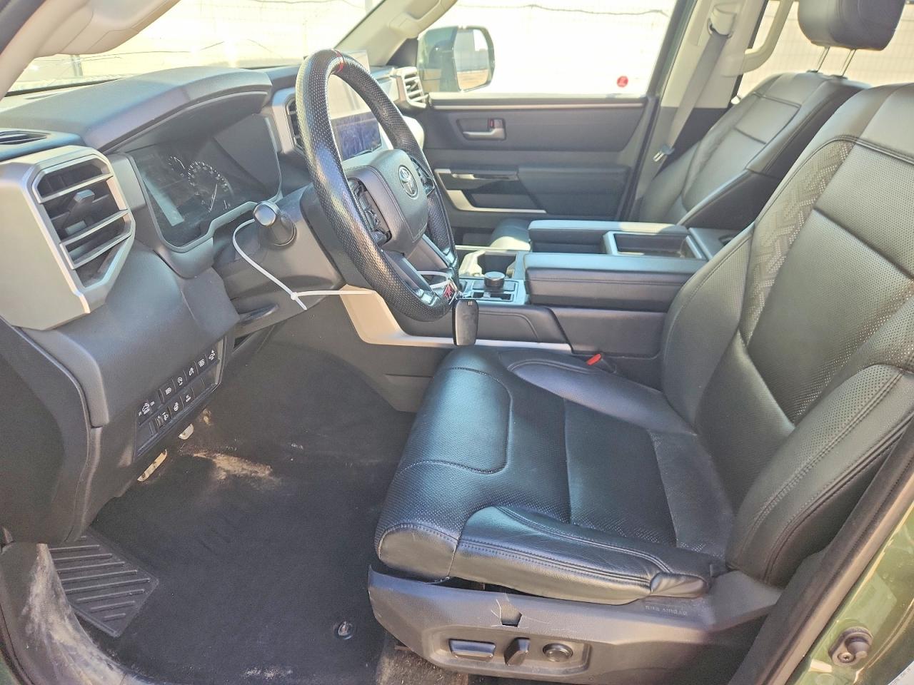 2022 Toyota Tundra VIN 5TFJA5DB1NX029726 photo 7