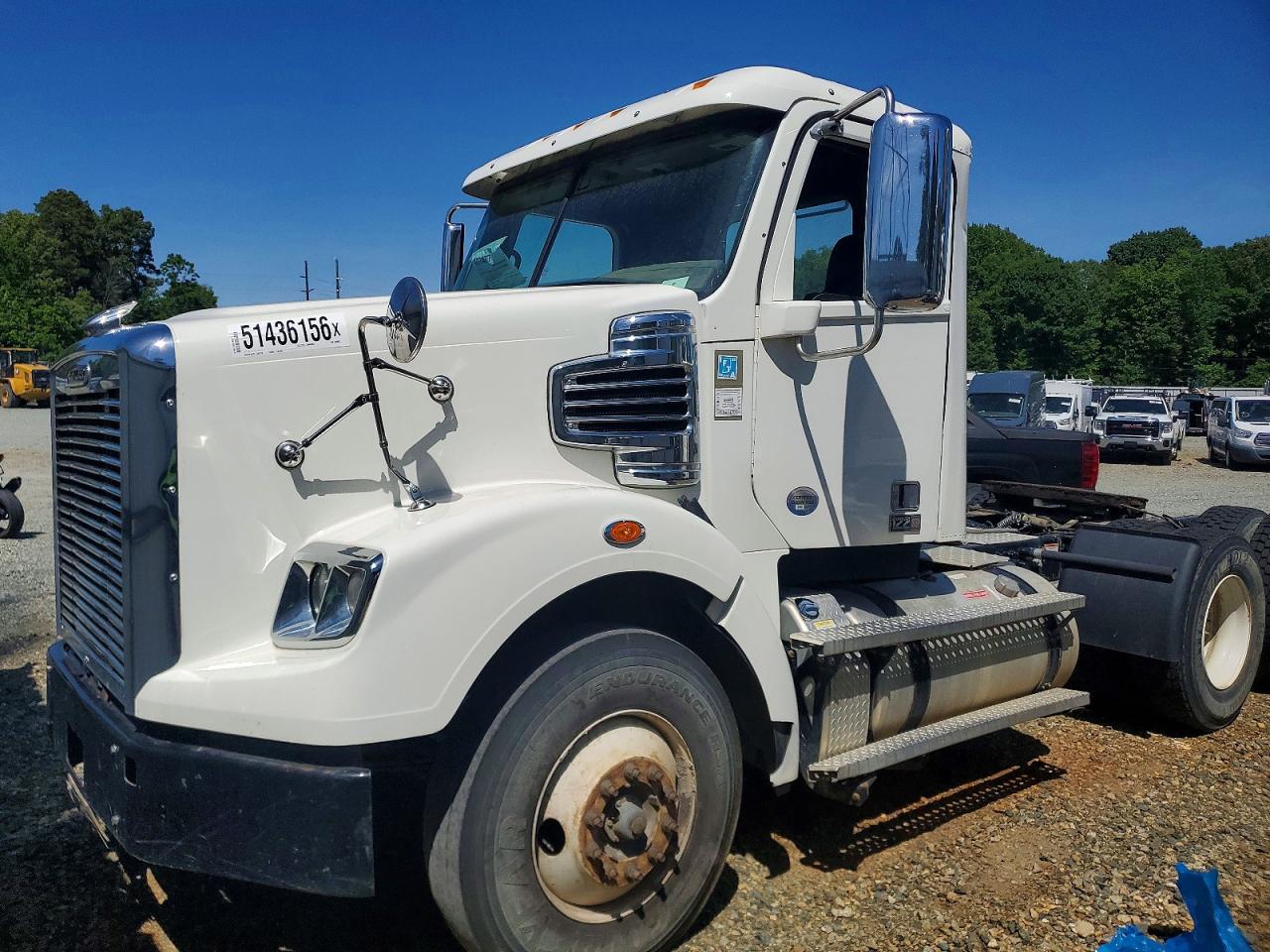 2022 FREIGHTLINER All models VIN 3AKJGNDR2NDNK8992 photo 2