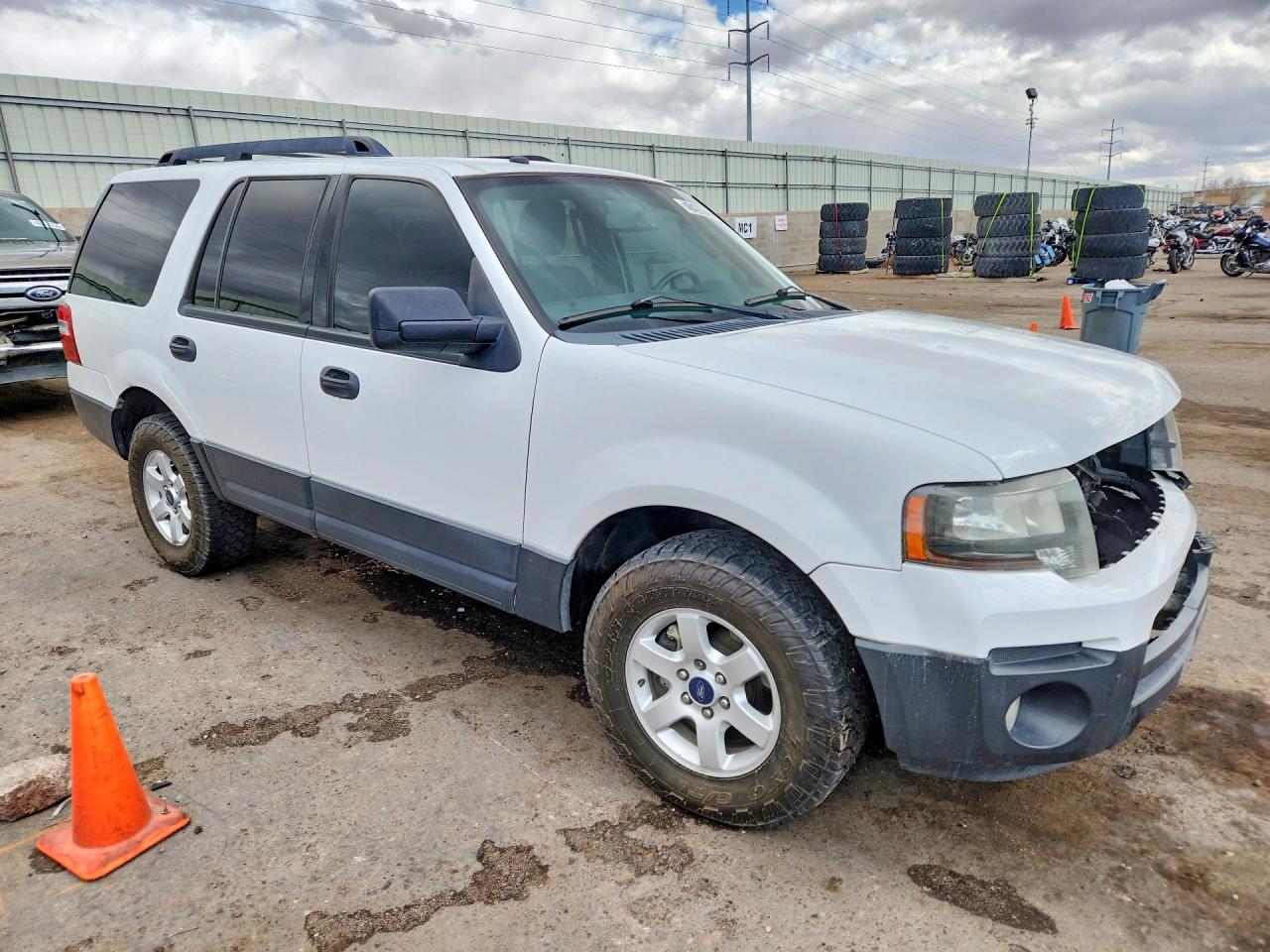 2016 Ford Expedition VIN 1FMJU1GT2GEF50856 photo 4