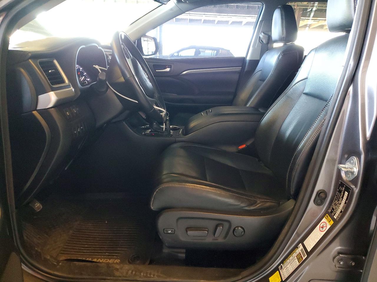 2017 Toyota Highlander VIN 5TDDGRFH6HS023905 photo 7