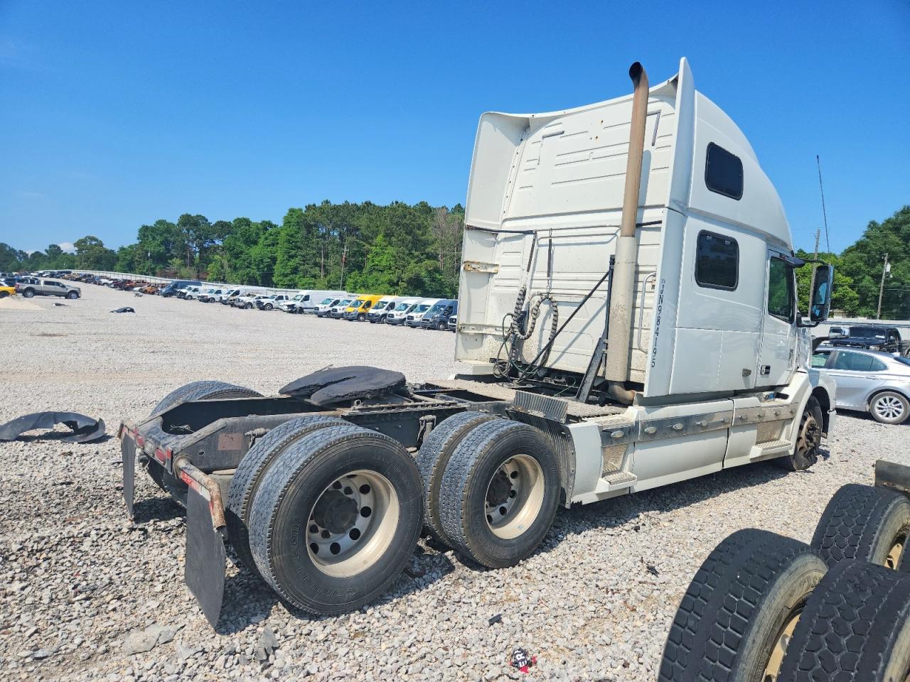 2018 VOLVO Vn VIN 4V4NC9EH4JN984195 photo 4