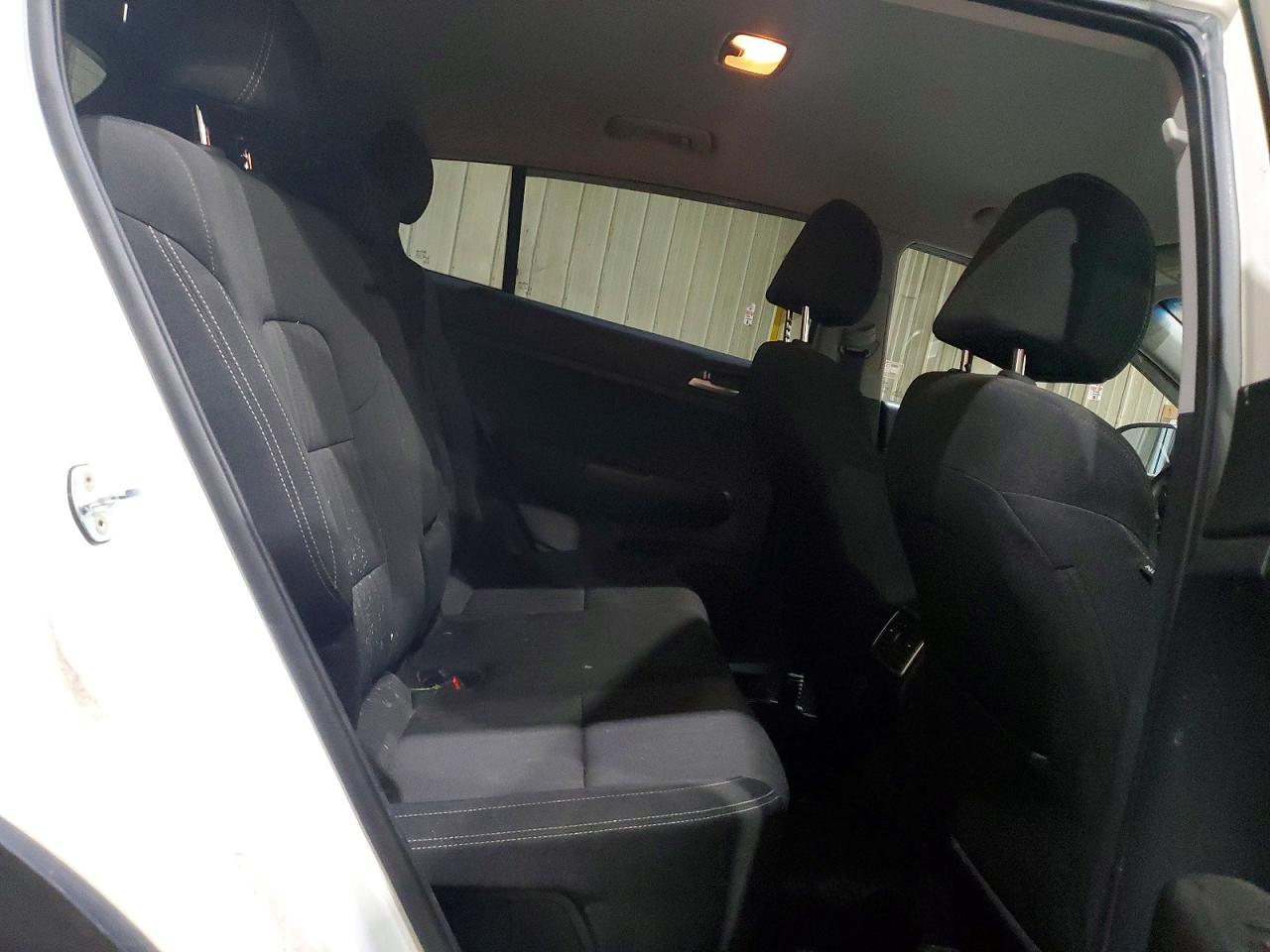 2021 Kia Sportage VIN KNDPMCAC1M7937126 photo 11