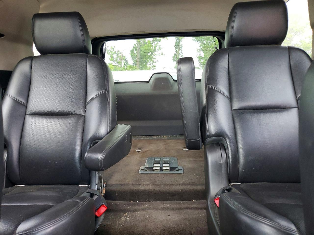 2012 Chevrolet Tahoe VIN 1GNSKCE02CR215402 photo 10