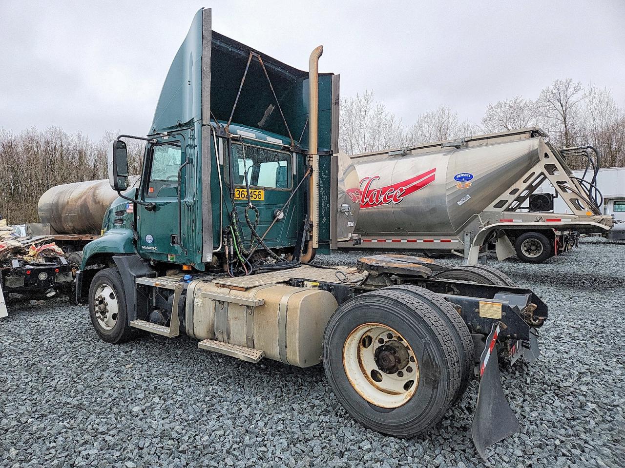 2017 MACK All other VIN 1M1AW01X5HM009764 photo 3