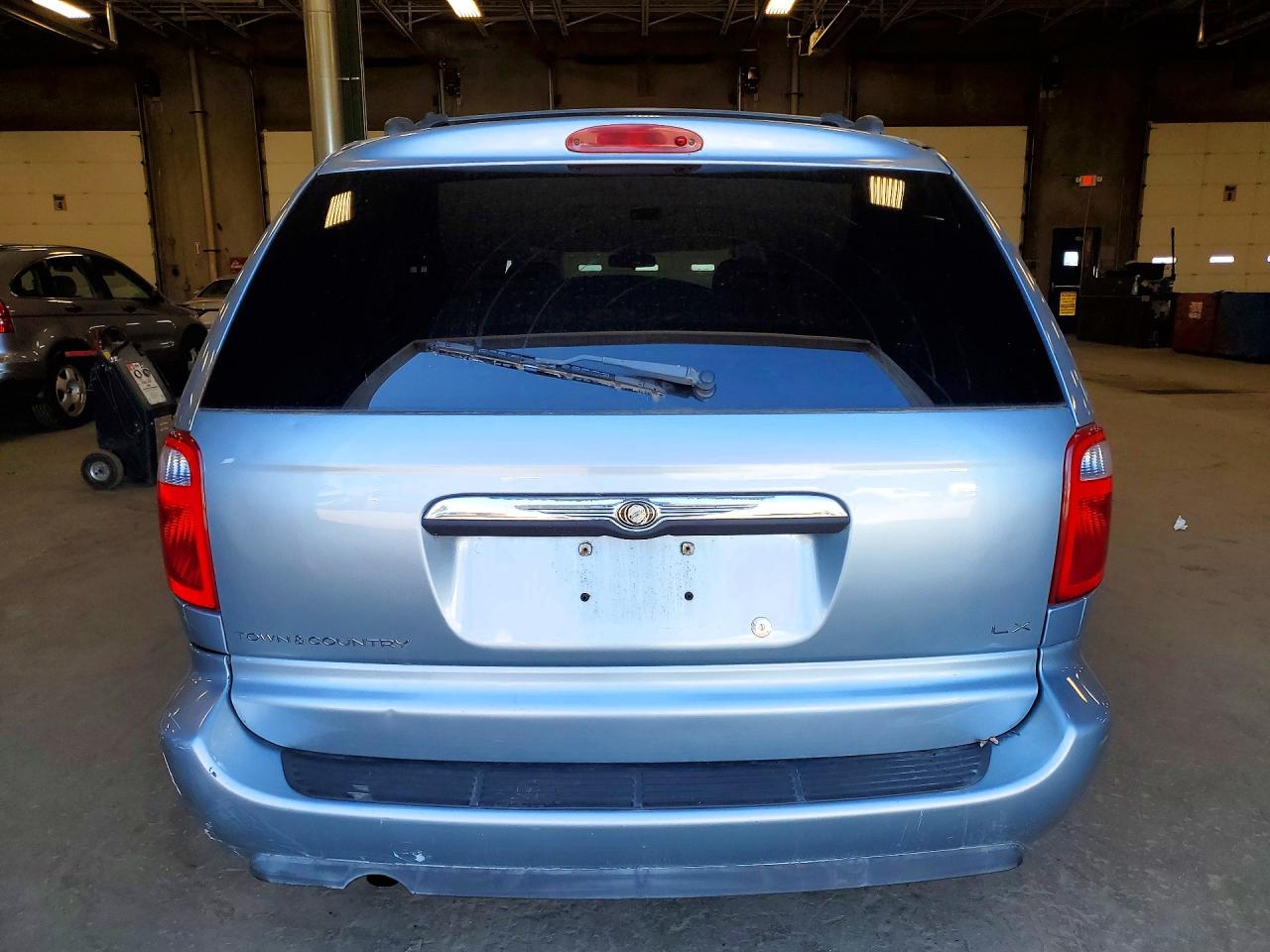 2005 CHRYSLER Minivan VIN 2C4GP44R45R199397 photo 6