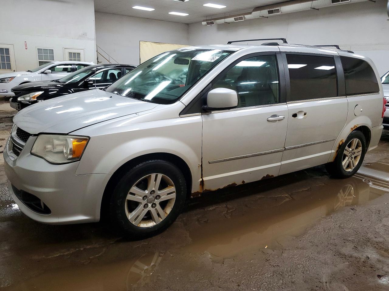 2011 Dodge Caravan VIN 2D4RN5DG7BR648718 photo 1