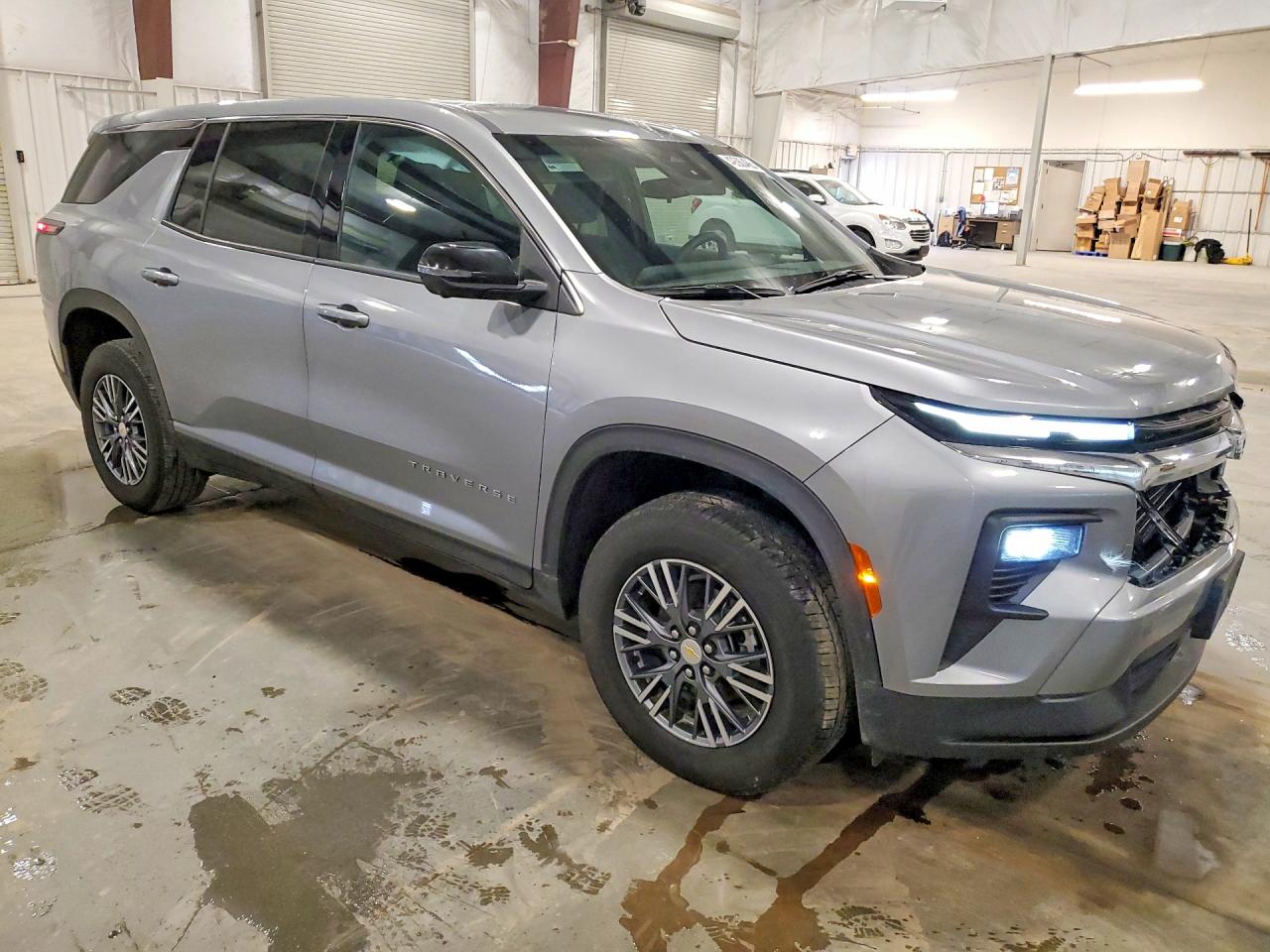 2024 Chevrolet Traverse VIN 1GNEREKS3RJ146592 photo 4