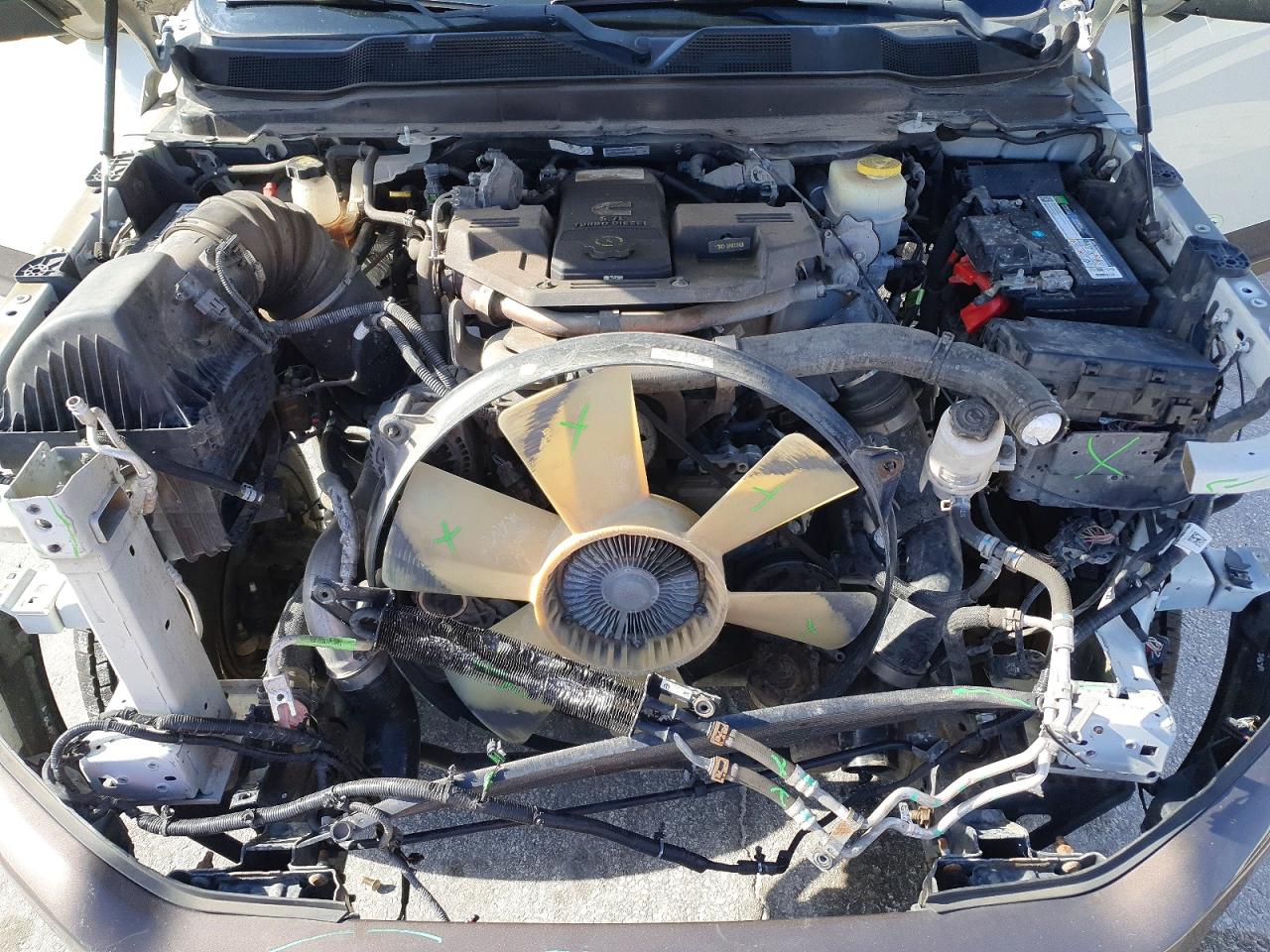 2019 Ram 3500 VIN 3C63RRKL6KG526069 photo 11