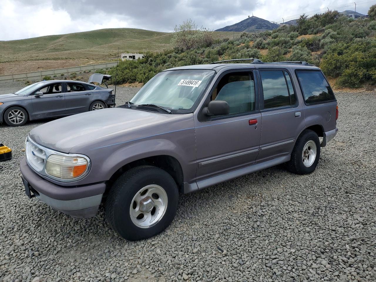 1996 Ford Explorer VIN 1FMDU34X0TZA79406 photo 1