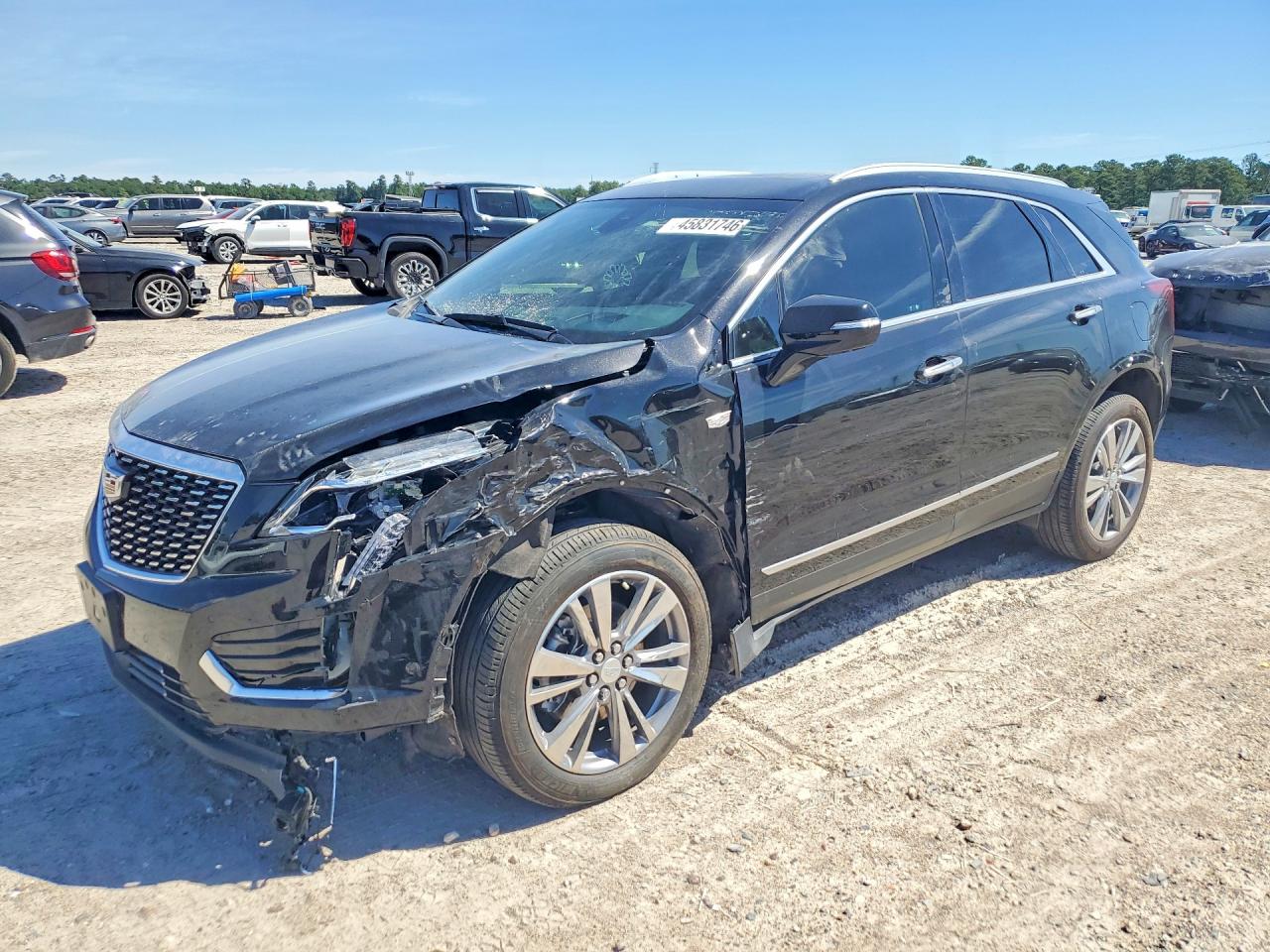 2022 Cadillac Xt5 VIN 1GYKNDRS3NZ103173 photo 1