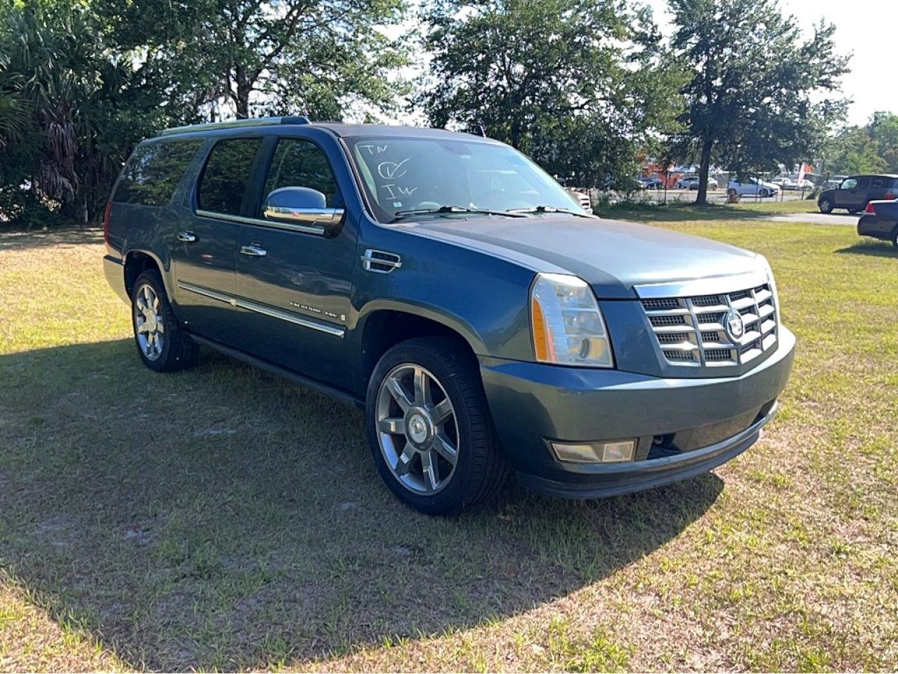 2009 Cadillac Escalade VIN 1GYFC26249R101597 photo 1