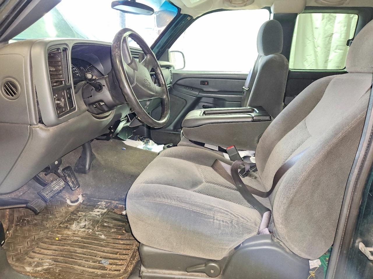 2005 Chevrolet All models VIN 2GCEC19V851207569 photo 7