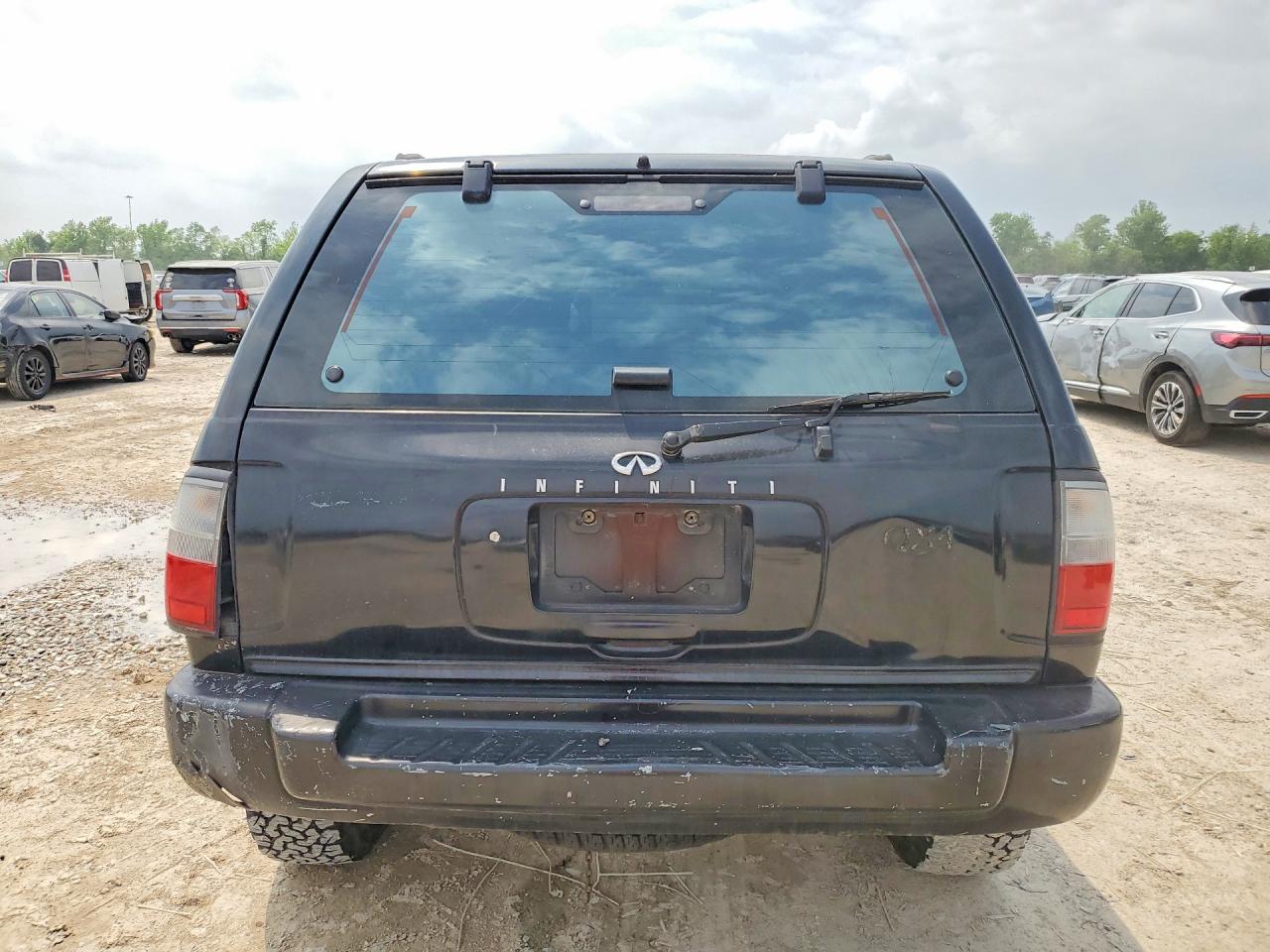 1998 Infiniti Qx4 VIN JNRAR05Y9WW035814 photo 6