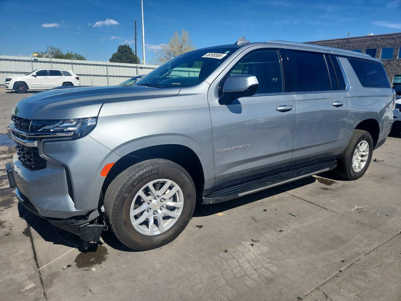 2024 Chevrolet Suburban VIN 1GNSKBKT2RR358707 photo 1